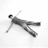 Benson Boone - Walk Me Home... in the group Minishops / Benson Boone at Bengans Skivbutik AB (4192322)