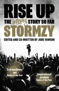 Stormzy - Rise Up. The #Merky Story So Far in the group CDON - Exporterade Artiklar_Manuellt / Böcker_CDON_Exporterade at Bengans Skivbutik AB (4292960)