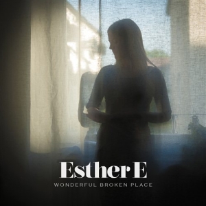 Esther E - Wonderful Broken Place in the group OUR PICKS / Christmas gift tip CD at Bengans Skivbutik AB (532622)