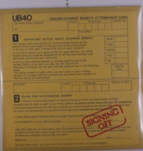 Ub40 - Signing Off (Red Vinyl) in the group VINYL / Pop-Rock at Bengans Skivbutik AB (5523366)