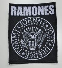 Ramones - Patch Classic Seal (9,9 X 7,9 Cm) in the group MERCHANDISE / Accessoarer / Pop-Rock at Bengans Skivbutik AB (5577287)