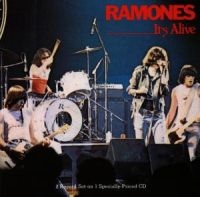 RAMONES - IT'S ALIVE in the group OUR PICKS / Christmas gift tip CD at Bengans Skivbutik AB (589117)