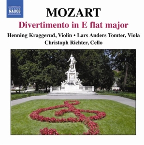 Mozart - Divertimento In E Flat Major in the group OUR PICKS / Christmas gift tip CD at Bengans Skivbutik AB (659465)