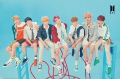 BTS - Group Blue Poster 91,5x61